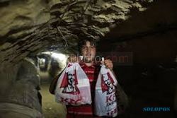 Warga Gaza Selundupkan Ayam Goreng dari Mesir Lewat Terowongan