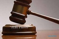 SIDANG KORUPSI : Hakim Pada Cuti, Sidang Kasus Korupsi Sepi 
