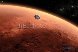 200 Asteroid Serbu Planet Mars Setiap Tahun 
