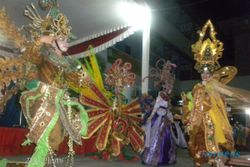  Uniba Batik Festival Hadirkan Kostum SBC
