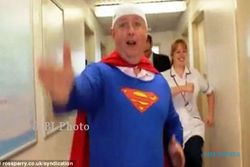 Ini Jadinya Jika Kepala Rumah Sakit Jadi Superman