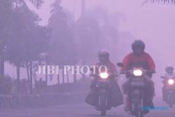 Singapura Keluhkan Asap, Indonesia Bikinkan Hujan Buatan Rp25 Miliar