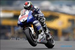 MOTO-GP BELANDA : Lorenzo Jatuh, Marquez Tercepat di Latihan II Assen 