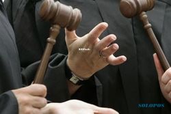 MORATORIUM PNS : Moratorium Tak Berlaku untuk Seleksi Pengangkatan Hakim 