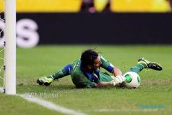 PIALA KONFEDERASI 2013 : Gagalkan Tiga Penalti Pemain Uruguay, Buffon Panen Pujian