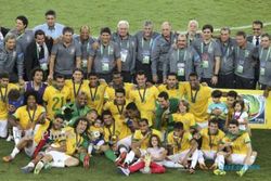 PERINGKAT FIFA : Spanyol Tetap Teratas, Brasil Naik 13 Tingkat