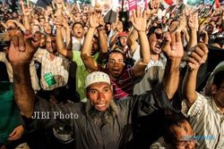 KUDETA MESIR : Televisi Pro-Morsi Dibungkam, Staf Al-Jazeera Ditangkap