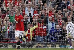 BURSA TRANSFER : Cech Inginkan Rooney di Chelsea