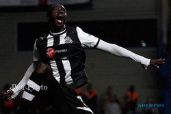 Buntut Berjudi di Bulan Puasa, Cisse Bersedia Kenakan Jersey Wonga