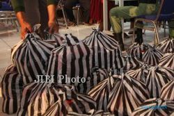 Hanura Bagikan 500 Paket Sembako di Sukoharjo