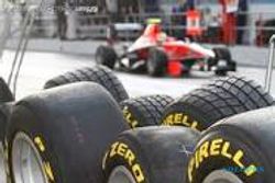 JELANG GP JERMAN : Pirelli Sudah Ubah Komponen Ban