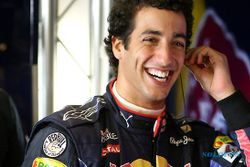 GP FORMULA 1 : Ricciardo Jalani Tes di Redbull