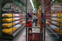 TOKO MODERN Bantul : Berkedok Toko Kelontong, Minimarket Berjejaring Berdiri Dekat Pasar