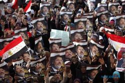KUDETA MESIR : Hari Ini Demo Akbar, Pendukung Morsi Menyemut di Rabiah Al-Adawiyah