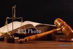 KASUS PENCEMARAN NAMA BAIK : Bawaslu Minta Majelis Hakim Jatuhkan Bebaskan Aktivis Antikorupsi