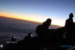 Mahasiswa UMY Tewas saat Mendaki Gunung Sumbing