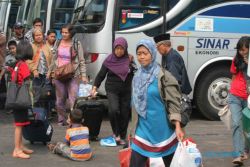LEBARAN 2013 : Terminal Jombor Masih Berangkatkan 3.000 Penumpang