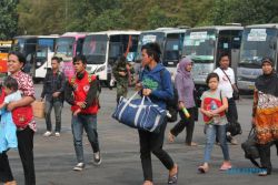 Aduan Penumpang di Pos Terminal Giwangan Turun