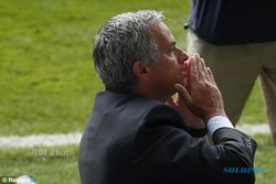 Mourinho Minta Fans Chelsea Fokus Mendukung Tim