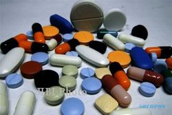 PENGIRIMAN ILEGAL : Tak Berizin, Pengiriman 75 Koper Obat Keras Digagalkan