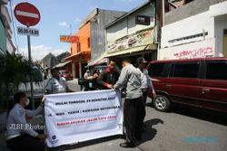 PERUBAHAN ARUS LALIN : Dishubkominfo Solo Berlakukan Jl. M. Yamin Notosuman Satu Arah