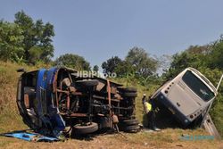 TRAGEDI PELAYAT SLEMAN : Polisi Duga Bus Patah Kopling