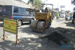  PERBAIKAN JALAN : Rp43 M Untuk Perbaikan Jalan di Kota Makmur