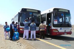 HAJI 2013 : Waduh, Ada Bus Angkutan Haji Mogok, Bus Cadangan pun Tak Sehat