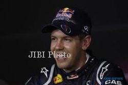 GP FORMULA ONE : Sebastian Vettel Rebut Kuasai Pole Singapura