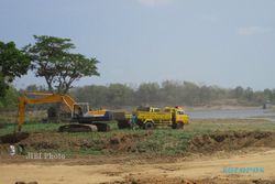 MENGERUK SEDIMENTASI WADUK TANDON