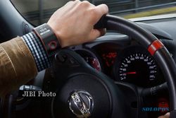SMARTWATCH : Nissan Nismo Pintar Pantau Mobil, Diluncurkan Pekan Depan