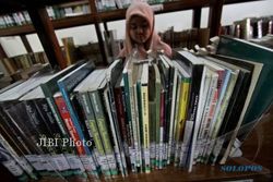 PERPUSTAKAAN DUSUN : Dusun Kamalwetan Miliki Perpustakaan
