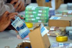 UPAH ABDI DALEM : Hindari Kesalahan Penghitungan, Kraton Gandeng Bank