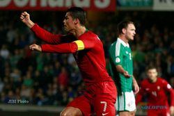 KUALIFIKASI PIALA DUNIA 2014 : Hattrick Ronaldo Tandai Kemenangan Comeback Portugal 