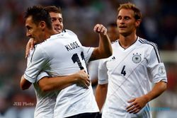 KUALIFIKASI PIALA DUNIA 2014 : Klose Samai Rekor Mueller, Jerman Libas Austria  