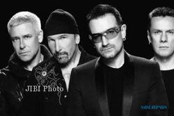 U2 Utamakan Biopic Mandela Ketimbang Album Baru