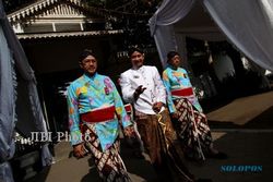 ROYAL WEDDING NGAYOGYAKARTA : KPH Notonegoro Sumringah