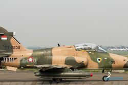 KISAH UNIK : Tanki Pesawat TNI AU Menghunjam di Bumi Riau   