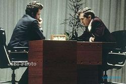 FILM BARU : Pertarungan Bobby Fischer dan Boris Spassky Difilmkan