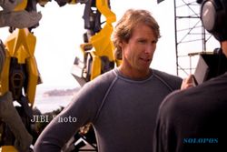FILM TERBARU : Michael Bay Bakal Sutradarai Transformers 5