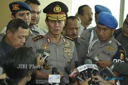 ANGGOTA TNI DITEMBAK BRIMOB : Kapolri: Peluru yang Mengenai Anggota TNI Bukan dari Tembakan Langsung