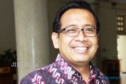 JOKOWI PRESIDEN : UGM Beri Jokowi Kado, Apa Itu?