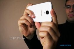 TIPS SMARTPHONE : Begini Cara Ubah Kamera Smartphone Biasa Jadi Canggih