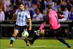 LAGA PERSAHABATAN : Aguero Borong 2 Gol, Argentina Bekuk Bosnia 2-0