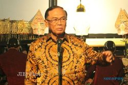 Ketua MPR Kecewa Melihat Spanduk Larangan Perayaan Natal