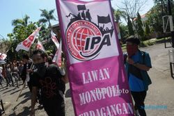 KTM WTO BALI : Tolak WTO, Aktivis Seluruh Dunia Serbu Bali