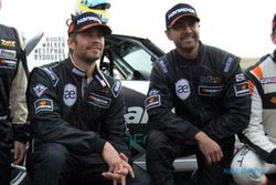 PAUL WALKER MENINGGAL : Jasad Paul Walker Sulit Dikenali, Autopsi Ditunda