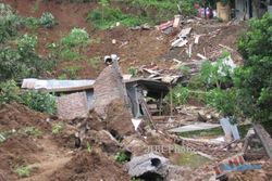   ANTISIPASI BENCANA : Kampung Siaga Bencana Dibentuk di Gerdu Karanganyar