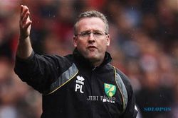 LIGA PREMIER : Paul Lambert Bela Young