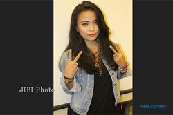 INDONESIAN IDOL 2014 : Jadi Juri Indonesian Idol, Tantri Masih Suka Grogi